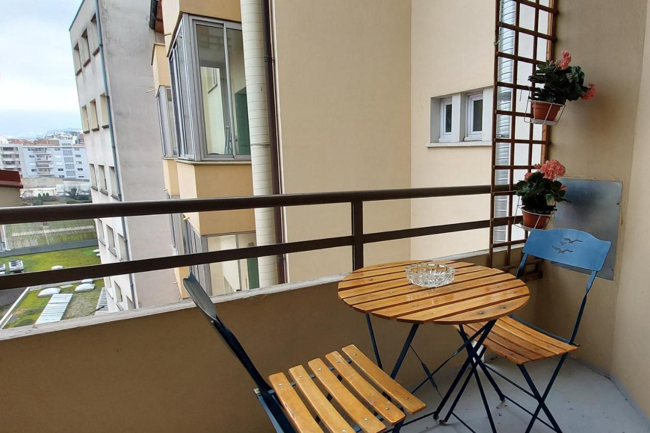 Le Family Lodge 2 Chambres 4 Personnes Classe 3 Etoiles Annecy Exterior photo